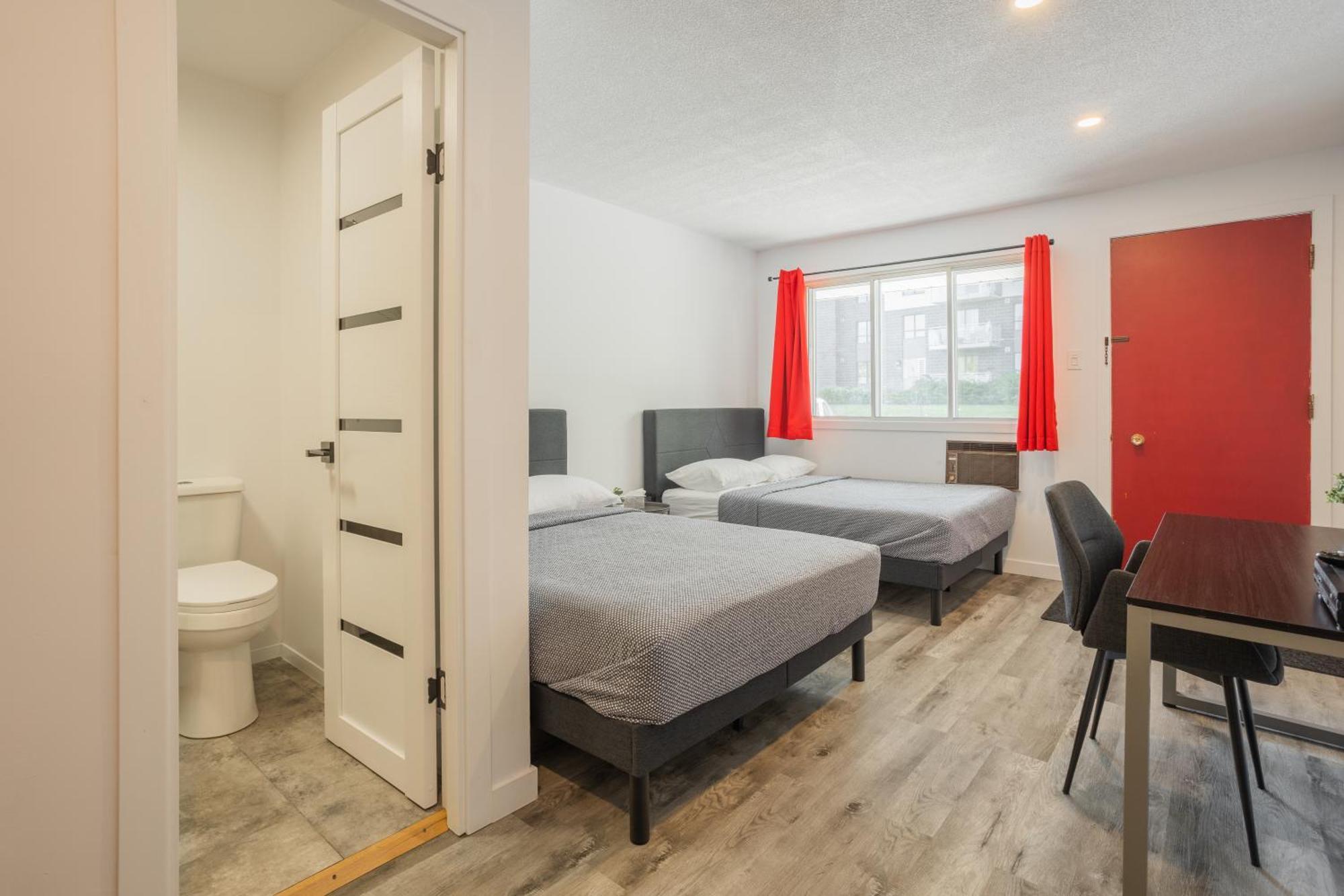 Motel Champlain Броссар Екстер'єр фото